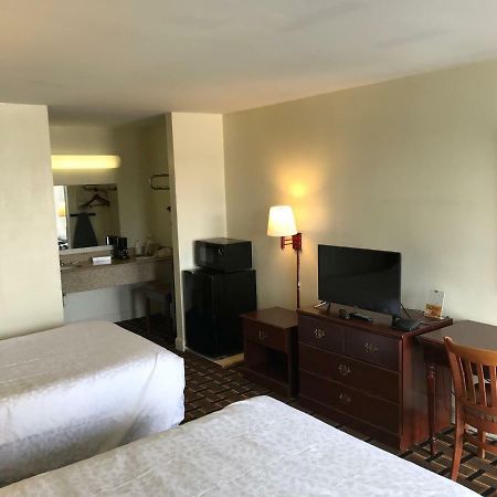 Scottish Inns Augusta Ngoại thất bức ảnh