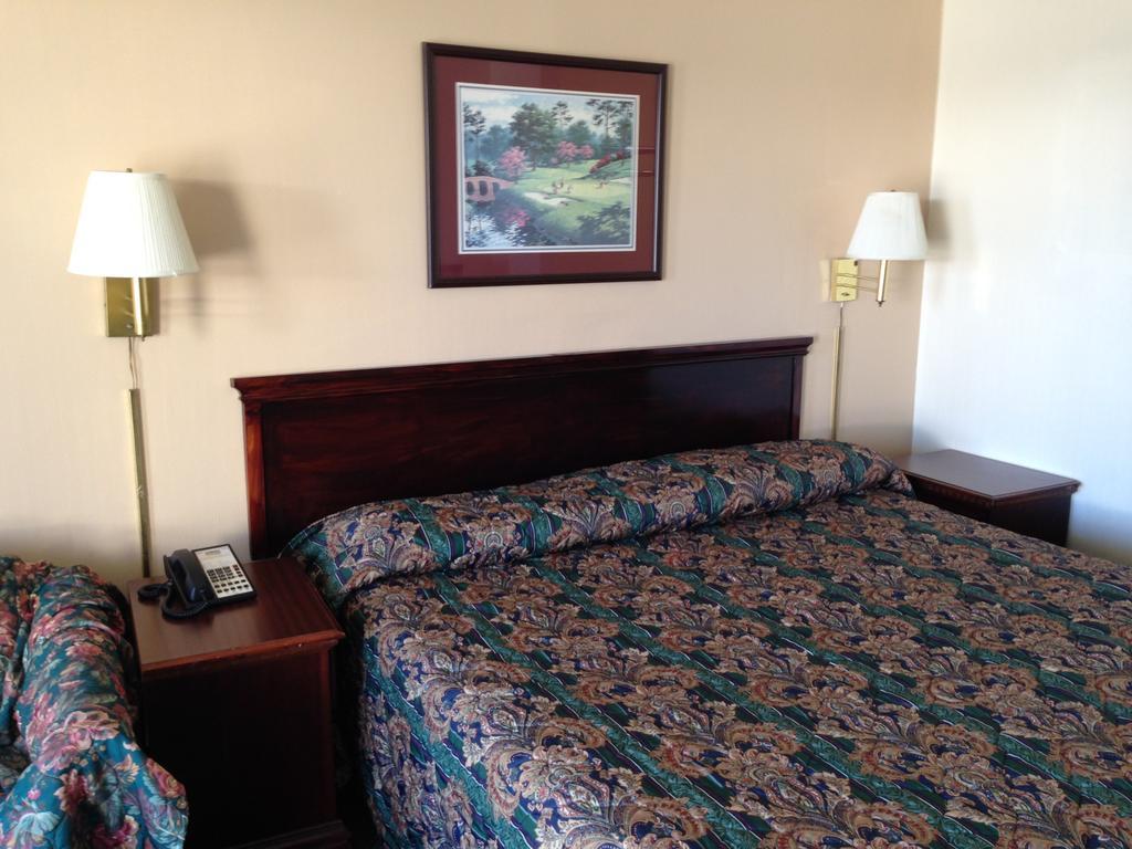 Scottish Inns Augusta Ngoại thất bức ảnh