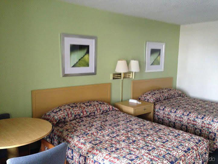 Scottish Inns Augusta Ngoại thất bức ảnh