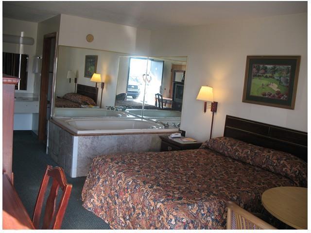 Scottish Inns Augusta Phòng bức ảnh